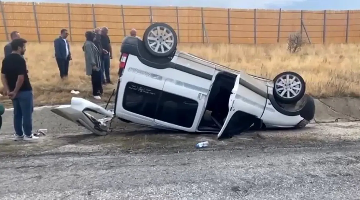 erzincan gumushane yolunda otomobil kazasi 4 yarali 6WFdlEj5.jpg