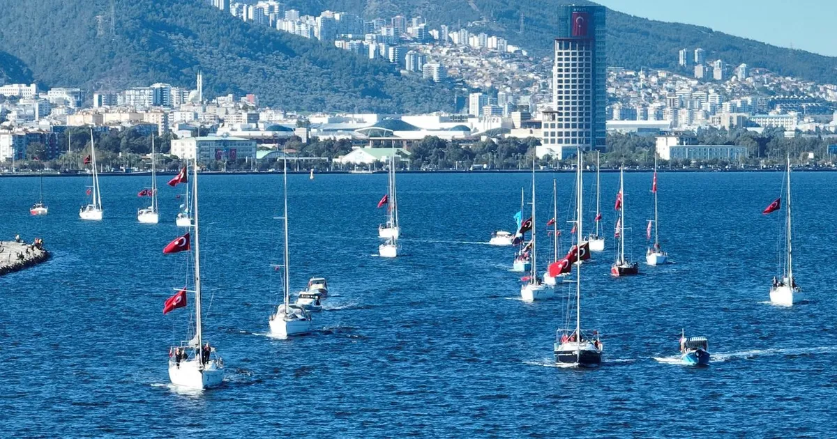 yelkenler izmirde cumhuriyet coskusuyla doldu f7jtIHXr.webp